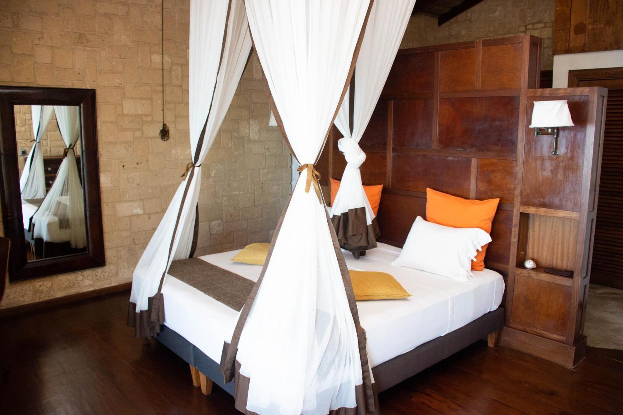 Demeure De La Compagnie Generale Des Huiles Precieuses Bed & Breakfast Ifaty Ruang foto