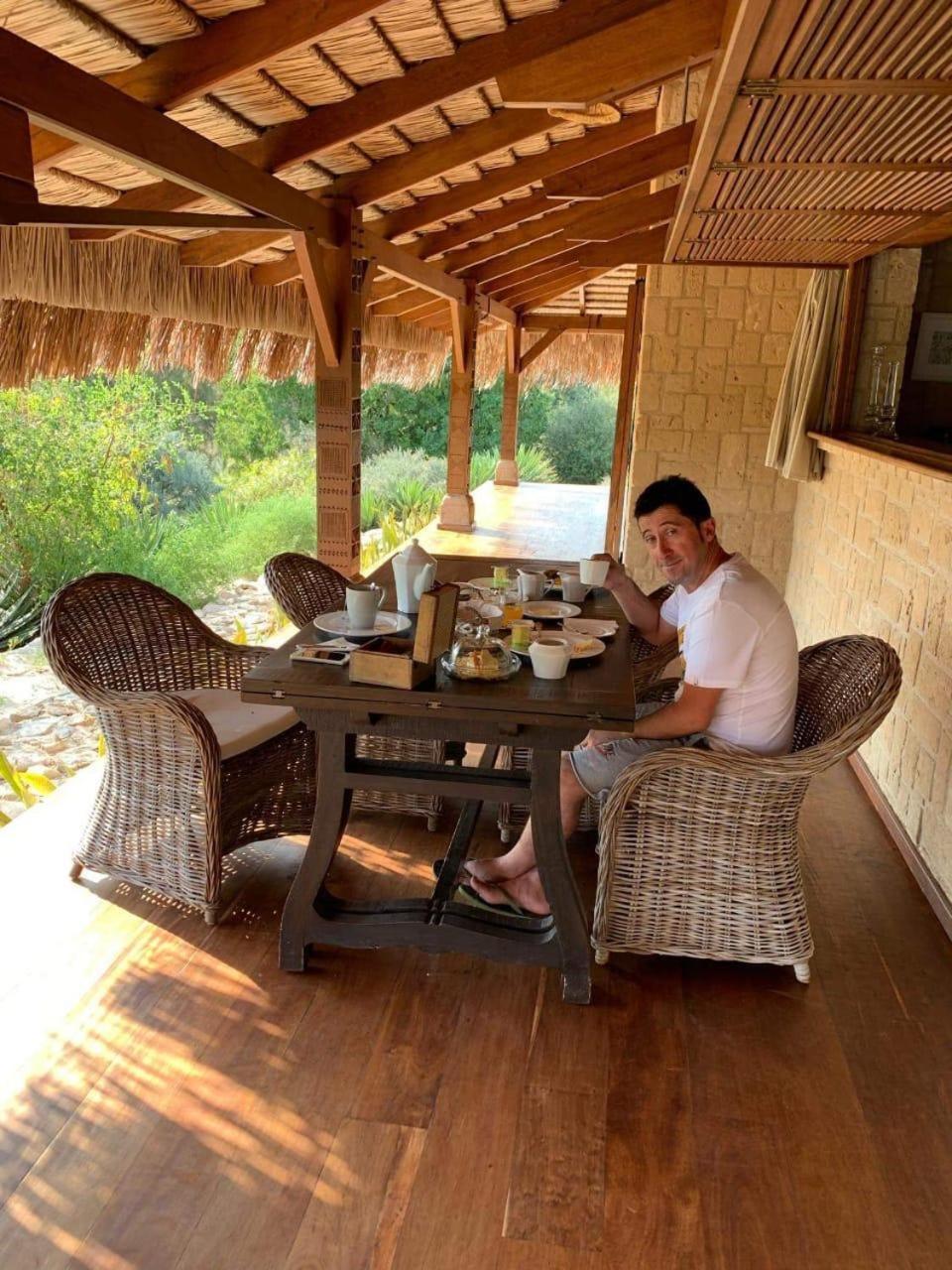 Demeure De La Compagnie Generale Des Huiles Precieuses Bed & Breakfast Ifaty Bagian luar foto