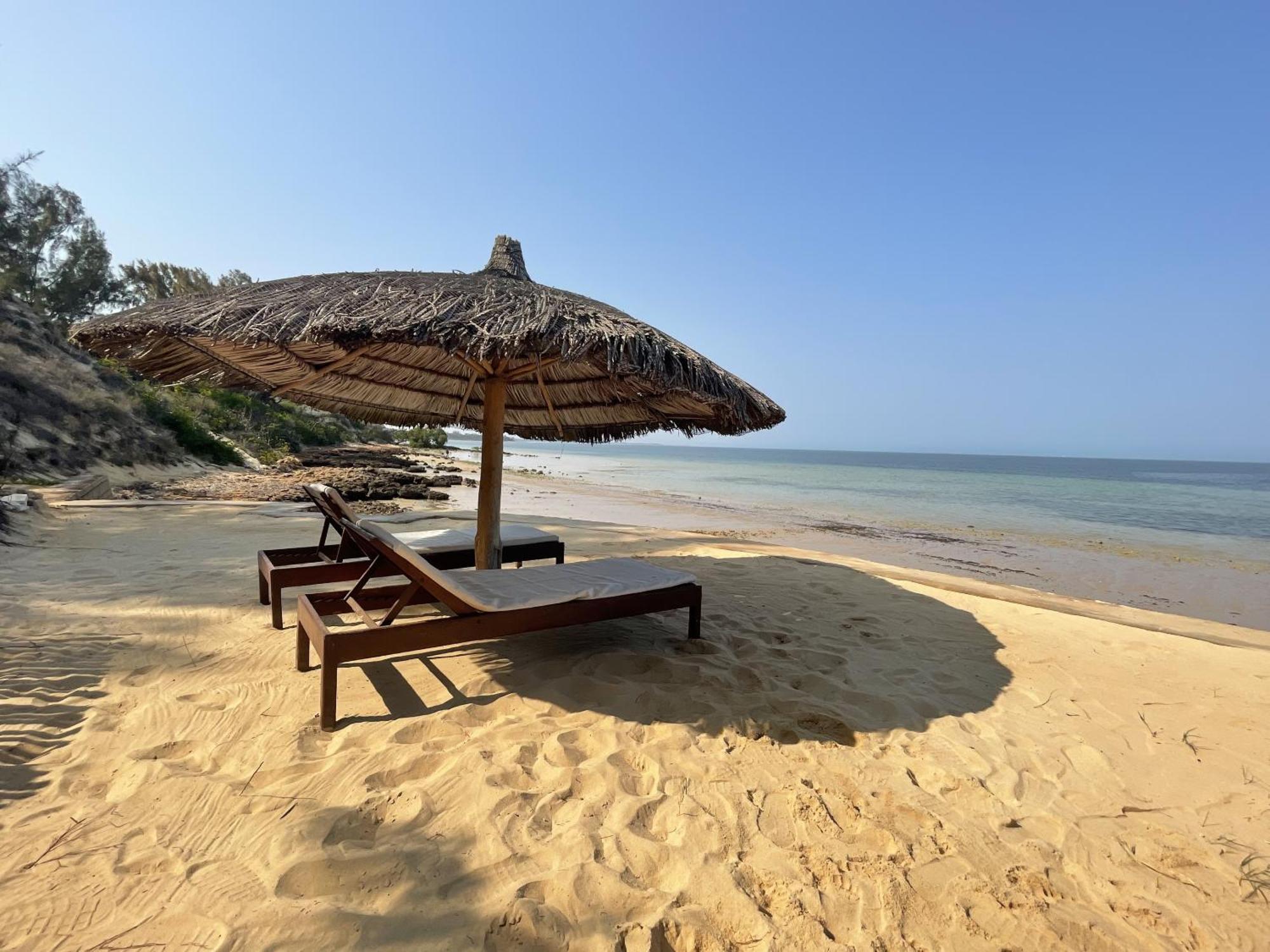 Demeure De La Compagnie Generale Des Huiles Precieuses Bed & Breakfast Ifaty Bagian luar foto