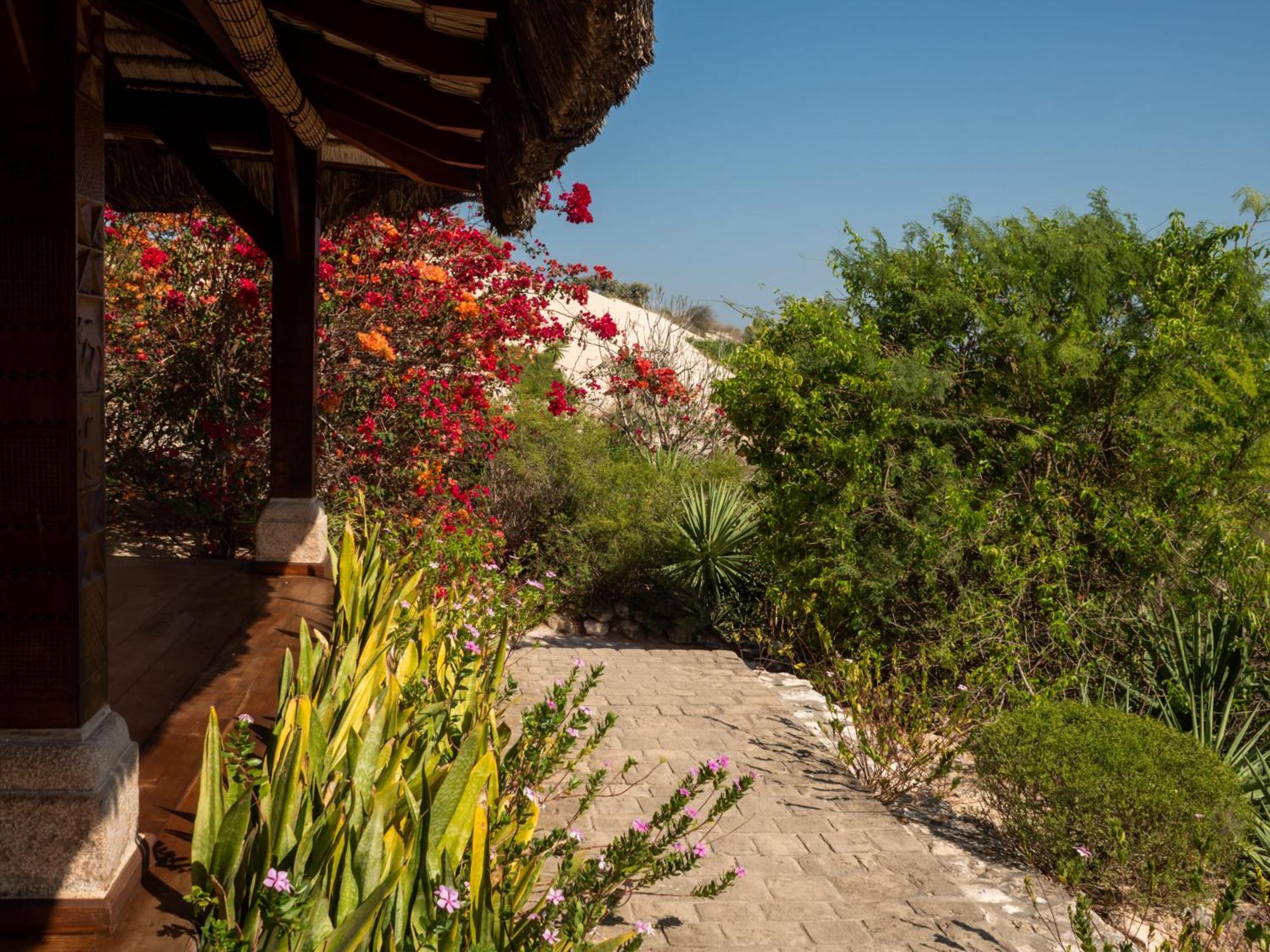 Demeure De La Compagnie Generale Des Huiles Precieuses Bed & Breakfast Ifaty Bagian luar foto