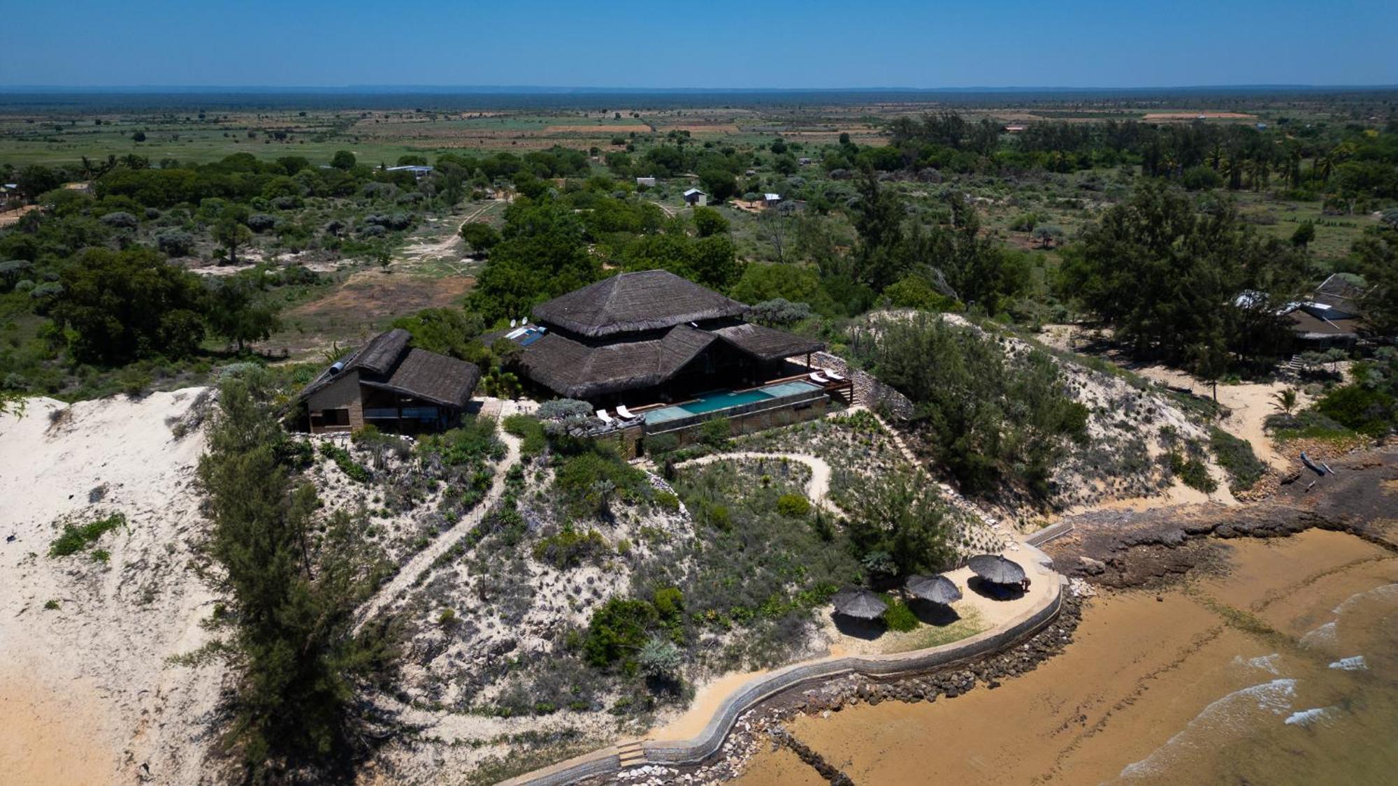 Demeure De La Compagnie Generale Des Huiles Precieuses Bed & Breakfast Ifaty Bagian luar foto