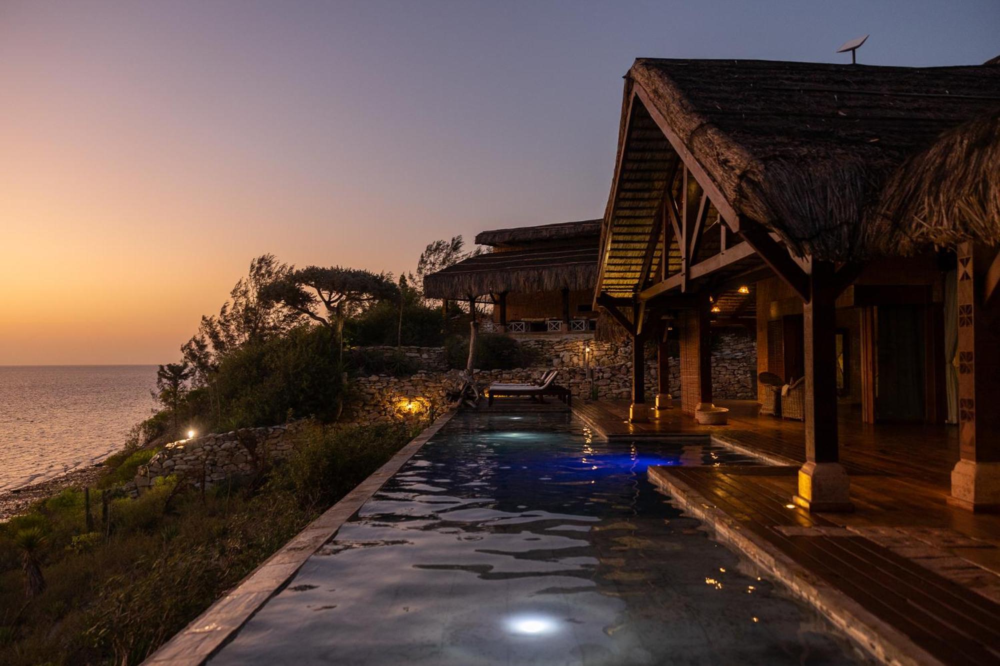 Demeure De La Compagnie Generale Des Huiles Precieuses Bed & Breakfast Ifaty Bagian luar foto